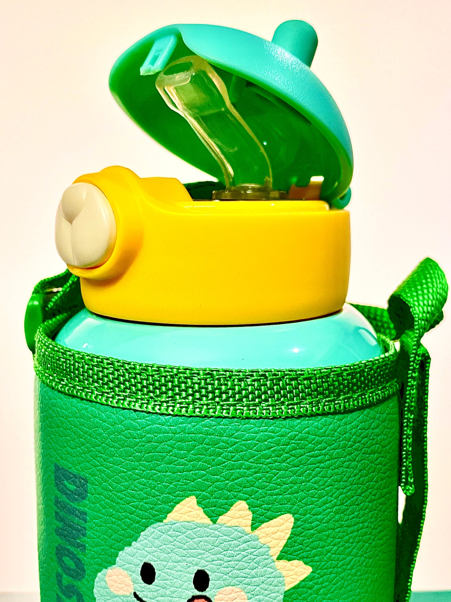 Adorable and Durable: Cute Kids Sipper Water Bottle with Strap